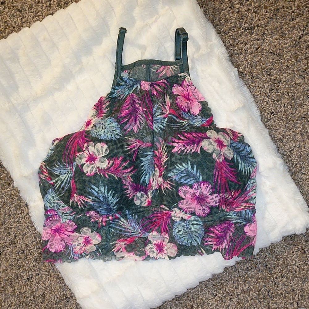 3/$20🎈 VS PINK tropical lace bralette